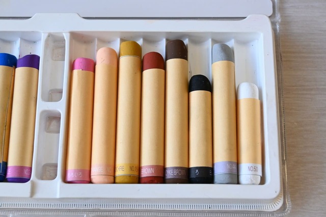 【クレパスのお手入れ方法】薄い色もしっかり元通り！