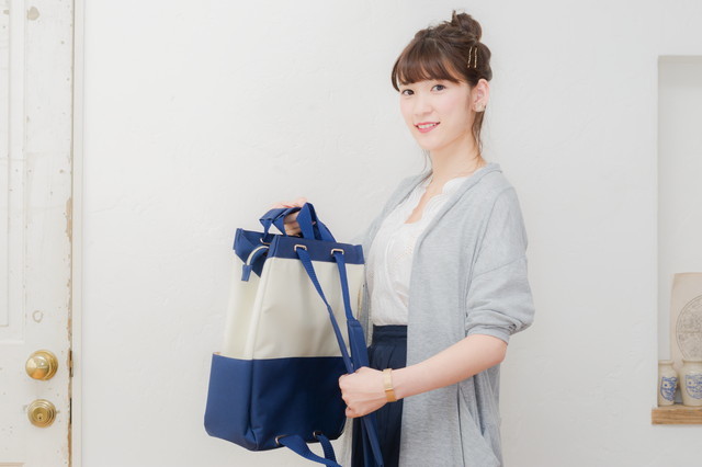 取っ手を淹れればリュックとして