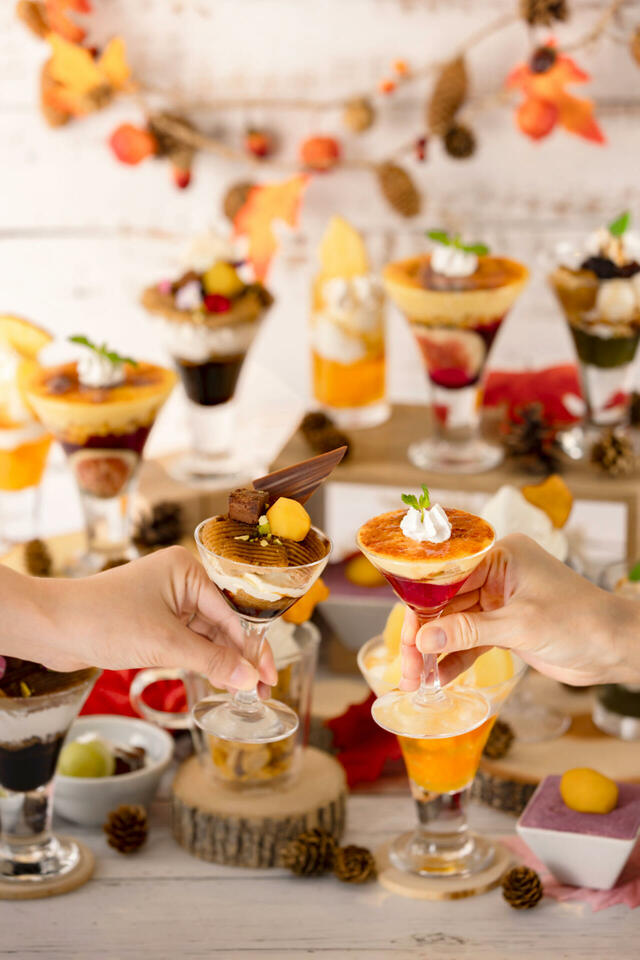 「Find Your Favorite ~秋のパフェ食べ放題~」<期間:2026年9月4日〜12月13日>【あなたの“推しパフェ”はどれ?新作の秋色パフェ5種類&贅沢なプチデザートが食べ放題!福岡サンパレスの「秋のパフェ食べ放題」が今年も開催されます!】