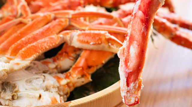 「タラバ蟹食べ放題」＜価格：15,378円（税込）＞【かに食べ放題が“5,588円〜”楽しめる！「名古屋 かに銀 名駅店」が2025年2月3日にグランドオープン！】