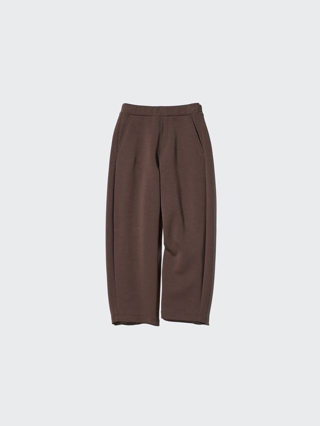 【ユニクロ】「ドライスウェットカーブパンツ」￥1,990／OFF WHITE、GRAY、BLACK、DARK BROWNの4色展開、サイズは100～160cm