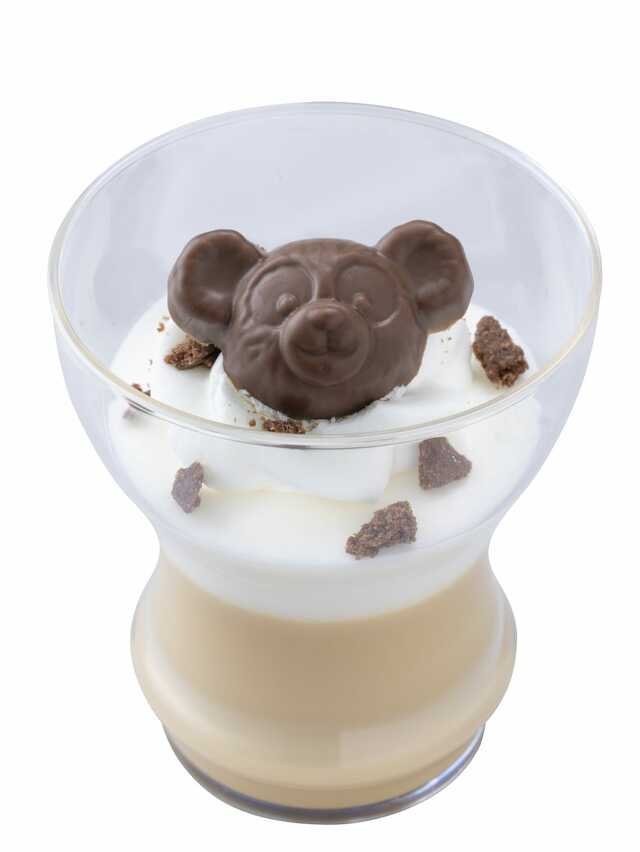 紅茶パンナコッタ＆ミルクムース 550円｜東京ディズニーシー「ダッフィー＆フレンズのファインド・ユア・ビューティフル・ブルー！」フードスーベニア｜発売日：2026年7月7日(火)