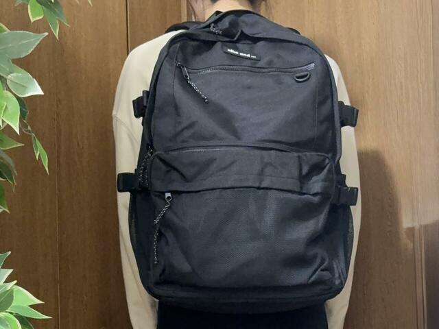 【niko and... 撥水メニーポケットデイパック】リュック本体の重さは約780gです