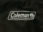 フロントには、おなじみの「Coleman」ロゴをホワイトでプリント。ブラック×ホワイトのモノトーン配色がシンプルで、大人っぽい印象♪
