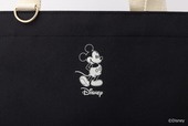 ミッキーのアートがキュートなトートバッグが登場！