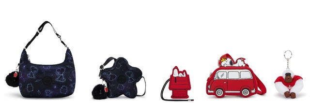 【KIPLING×PEANUTS】（左から）ニッキ（ウェイトレススター）　￥24,200 ／ スターバッグ（ウェイトレススター）￥19,800 ／ レッドハウスカーディ（レストレスレッド）￥8,800 ／ バンバッグ（レストレスレッド）￥22,000 ／ ピーナッツモンキー（ジョイフルホワイト）￥7,700円
