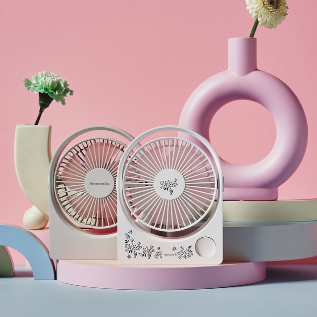 ポータブルデスクファン 各¥3,520