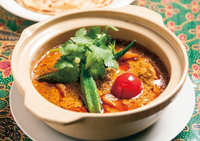 厳選「エスニックカレー」の名店／【マレーシア】マレーカンポン（八丁堀）　マレーシアチキンカレー 900円（税別）