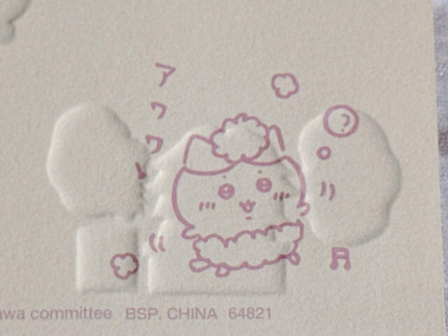 泡風呂を楽しむハチワレ。泡のパンツを履いたようなバブみ溢れる姿がかわいすぎる…！