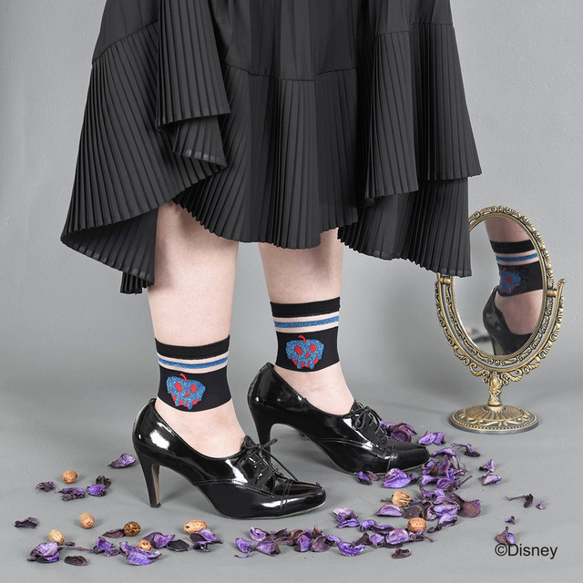 Disney　“クラシックキャラクター”テグス　￥1,100（税込）