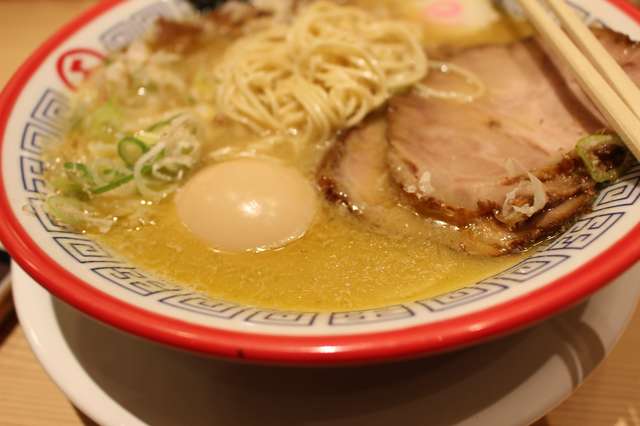 らーめん玉　「とろりそば（濃厚煮干しらーめん）」