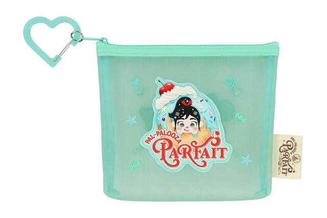 ポーチ 2,200円｜ディズニー・パルパルーザ“ヴァネロペのスウィーツ・ポップ・ワールド”グッズ｜販売店舗：東京ディズニーランド「ペイストリーパレス」｜発売日：2026年3月9日（月）