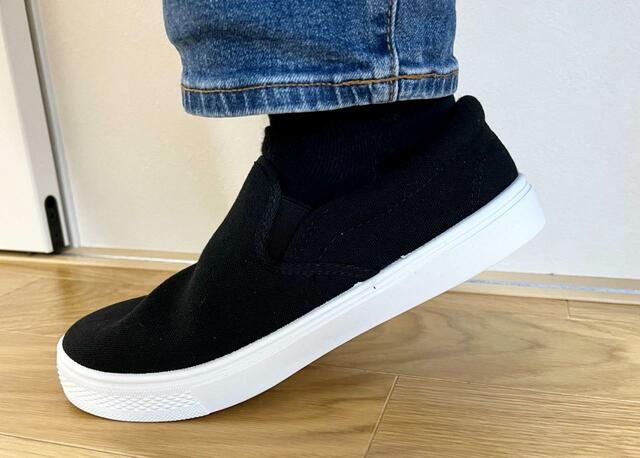 【カインズ カックスシューズ】見た目以上に曲がってくれる