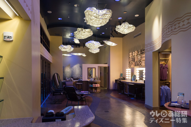 ペインテッド・スカイの内部の様子です