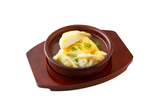 おでん　信田はんぺんと出汁餃子