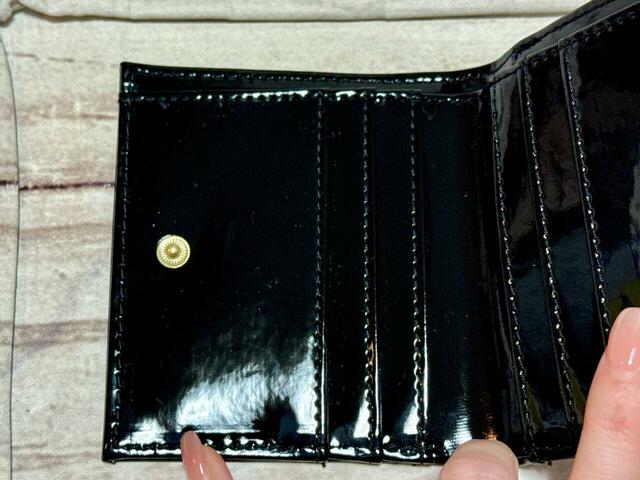 シウマさんの占いにおける数字「6」は、「先祖の加護」や「目に見えない力」を象徴する数字。先祖の力で金運がアップするんです!