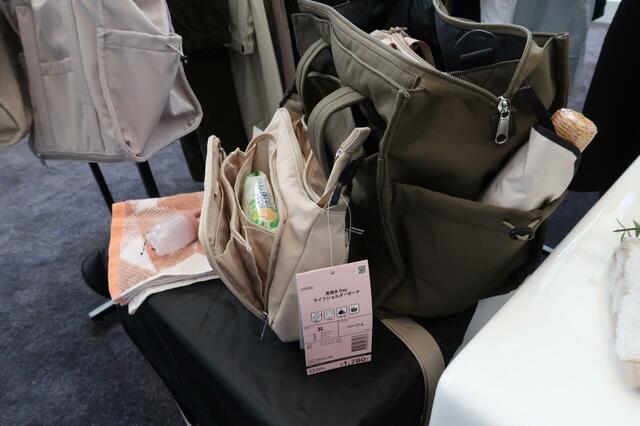 【ワークマン　高撥水Dayライフショルダーポーチ】仕切りが多く、荷物を小分けしやすいのが嬉しい◎