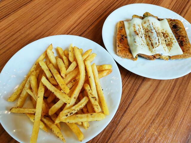 「フライドポテト」「焼きチーズチヂミ」