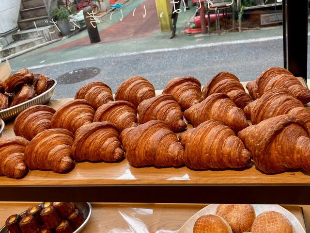 セテュヌ ボンニデー店内