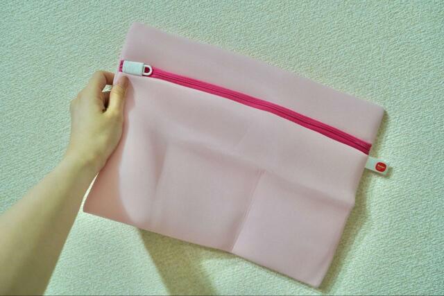 【sabolun　おしゃれ着ネットスクエア】ネットはピンクで可愛らしい色です