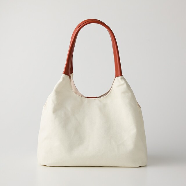 刺繍デザインバルーントートバッグ「ムーミン」