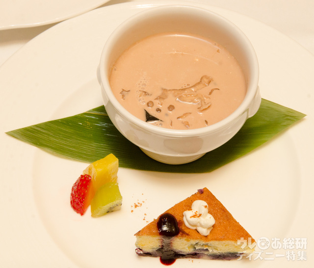 シルクロードガーデン「“ディズニー・イースター” ランチコース」｜東京ディズニーシー・ホテルミラコスタ