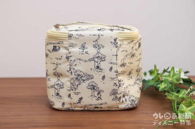 宝島社『steady. 2021年5月号』|特別付録「くまのプーさんランチにちょうどいい大きさの保冷バッグ&ペットボトルホルダー」