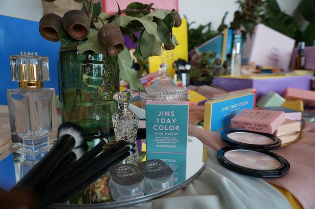 カラコンはオンライン時にも活躍