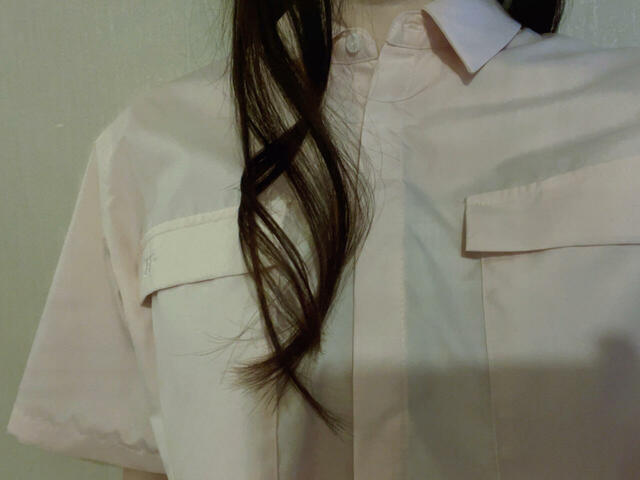 私物のアイロンでカールをつけた髪の毛を、付録のコンパクトトレートヘアアイロンでストレートにしてみます！