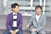 左：横山だいすけ 右：小林よしひさ