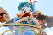 「ディズニー・スターズ・オン・パレード」デイジーダック