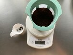 【カルディ 水出しドリンクボトル1.1L】細挽きの豆を60g量りましょう