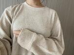 【UNIQLO（ユニクロ） ワッフルクルーネックT（長袖）】袖はすっぽり隠れるくらい