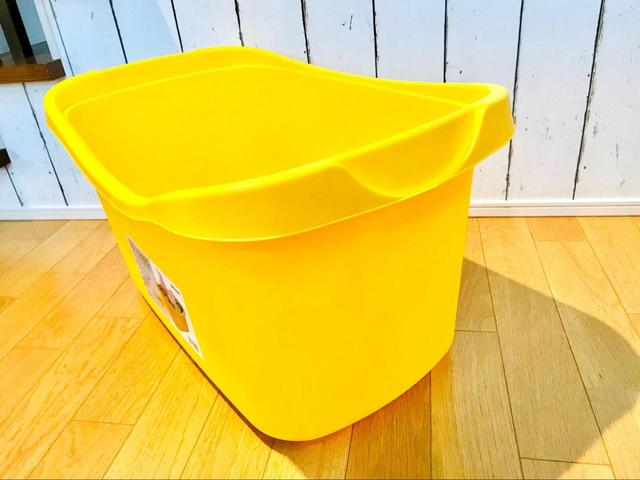 【アイリスオーヤマ　ジャンボバスケット】ワイドで深めのデザインが特徴的