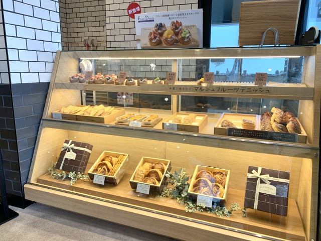 ここでしか買えない作りたてのお菓子をゲットしたい！