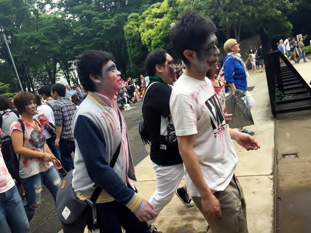 ゾンビウォーキング／いよいよ出発