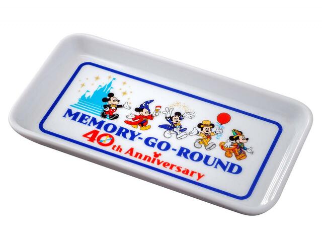 レモンタルト、スーベニアプレート付き 950円｜東京ディズニーリゾート40周年“ドリームゴーラウンド”「MEMORY-GO-ROUND」スーベニア付きメニュー｜発売日：2023年6月13日（月）