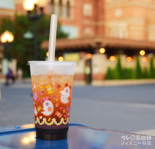 スパークリングブラックティータピオカドリンク