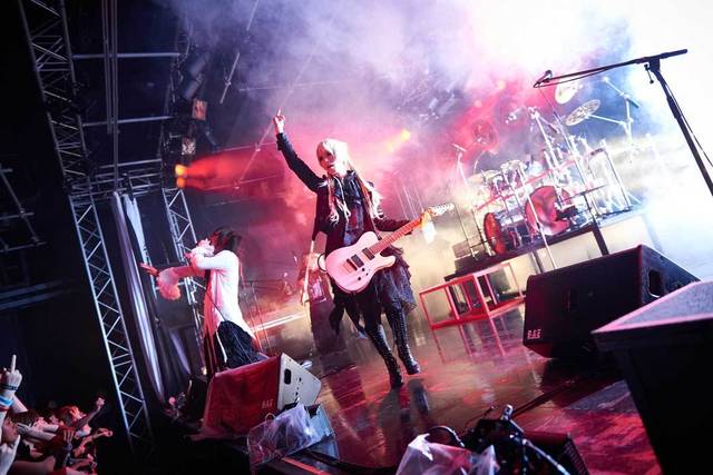 DEZERT　撮影・インテツ