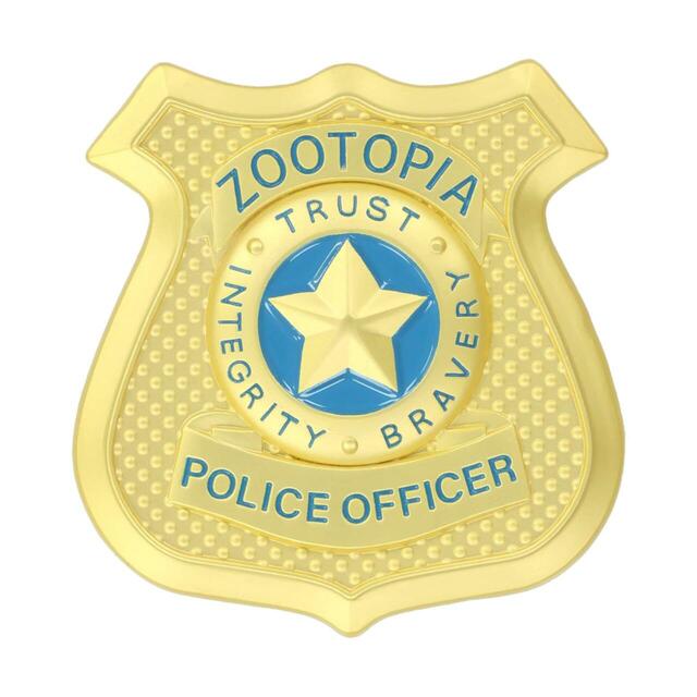 ブローチ 2,600円｜東京ディズニーリゾート『ズートピア2』グッズ｜販売店舗：東京ディズニーランド「グランドエンポーリアム」、東京ディズニーシー「スチームボート・ミッキーズ」｜発売日：2025年11月26日（水）