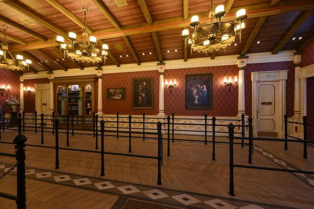 東京ディズニーシー「ファンタジースプリングス」内「アナとエルサのフローズンジャーニー」