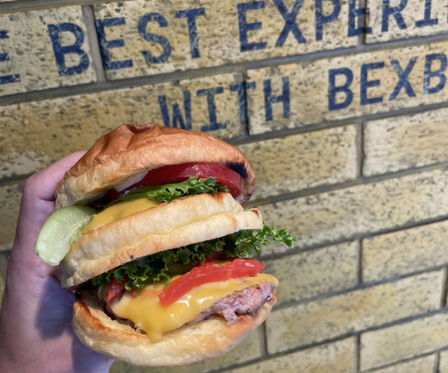 ビックベックスチーズバーガー