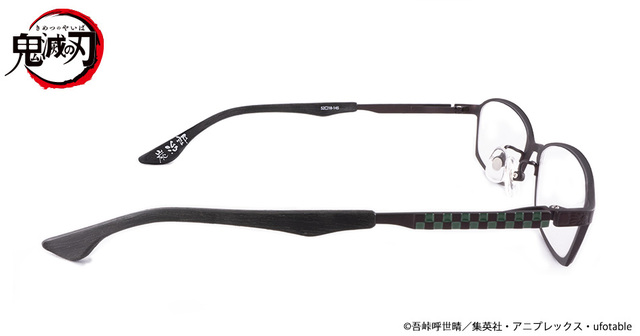 テンプルの先には和風を意識したフェイクウッド