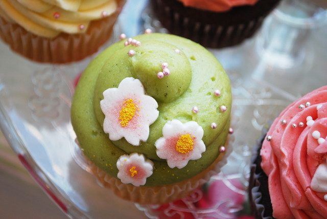 モナーク カップケーキ／レモンベリー