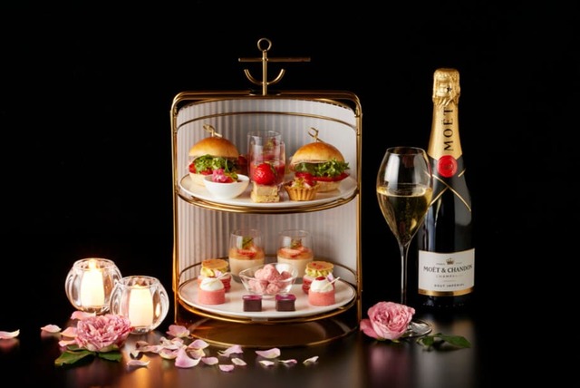 【ウェスティンホテル横浜】ロビーラウンジ「恋する大人のストロベリーアペリティーボ」　苺尽くしのメニューとお酒を楽しむ大人のための特別プラン