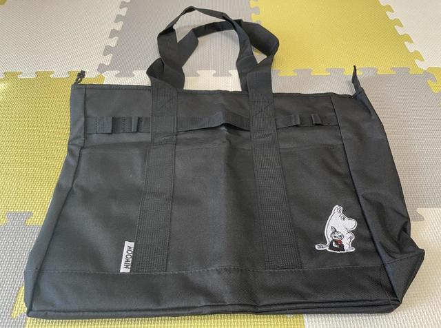 【MOOMIN 撥水 MULTI BIG TOTE BAG BOOK】カラーはシンプルな黒