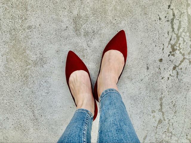 【GU マシュマロローヒールパンプス】足先がすっきりと見えるデザイン