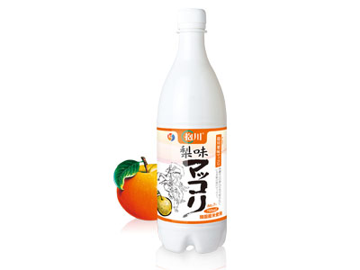 通販で人気のある「抱川梨マッコリ」　写真提供：（株）瑞韓（0120-95-9933）