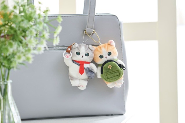 【はたらく！サラリーにゃんフェア】サラリーにゃん マスコット（前リュック/吊り革）：各￥1,870