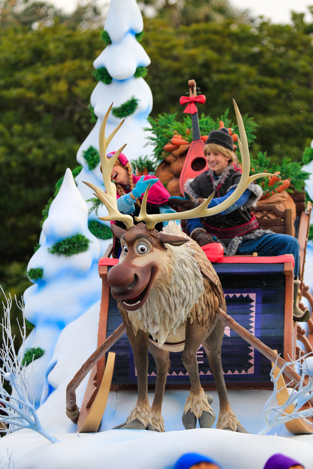 「フローズンファンタジーパレード」2016年｜東京ディズニーランド「アナとエルサのフローズンファンタジー」